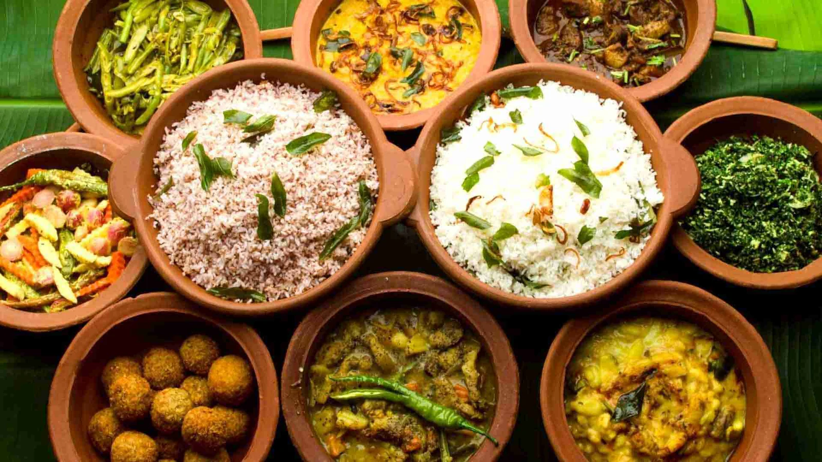 10 Authentic Sri Lankan Foods Every Tourist Should Try